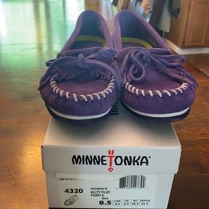 Minnetonka purple moccasin shoes